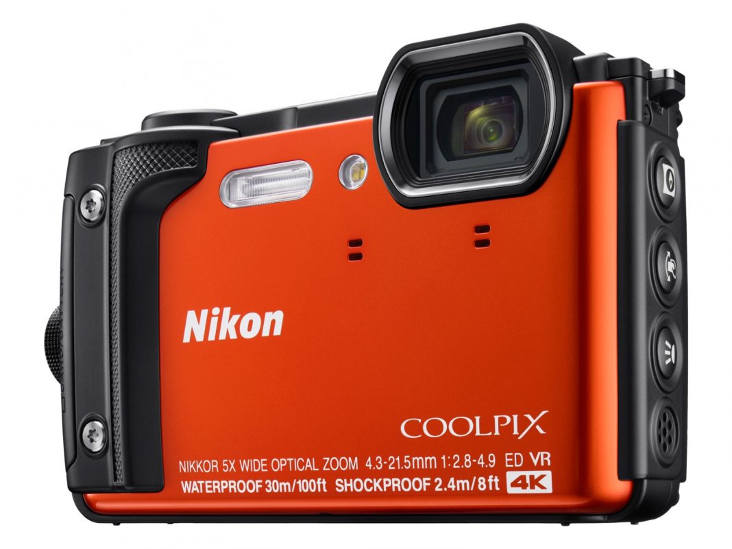 COOLPIX W300